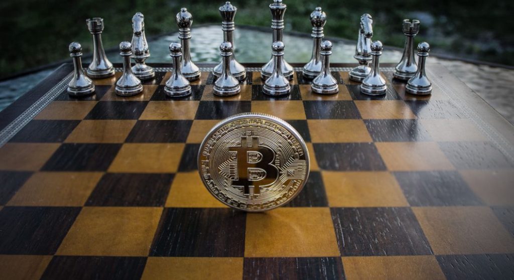 Bitcoin evoluează mai bine decât bursele